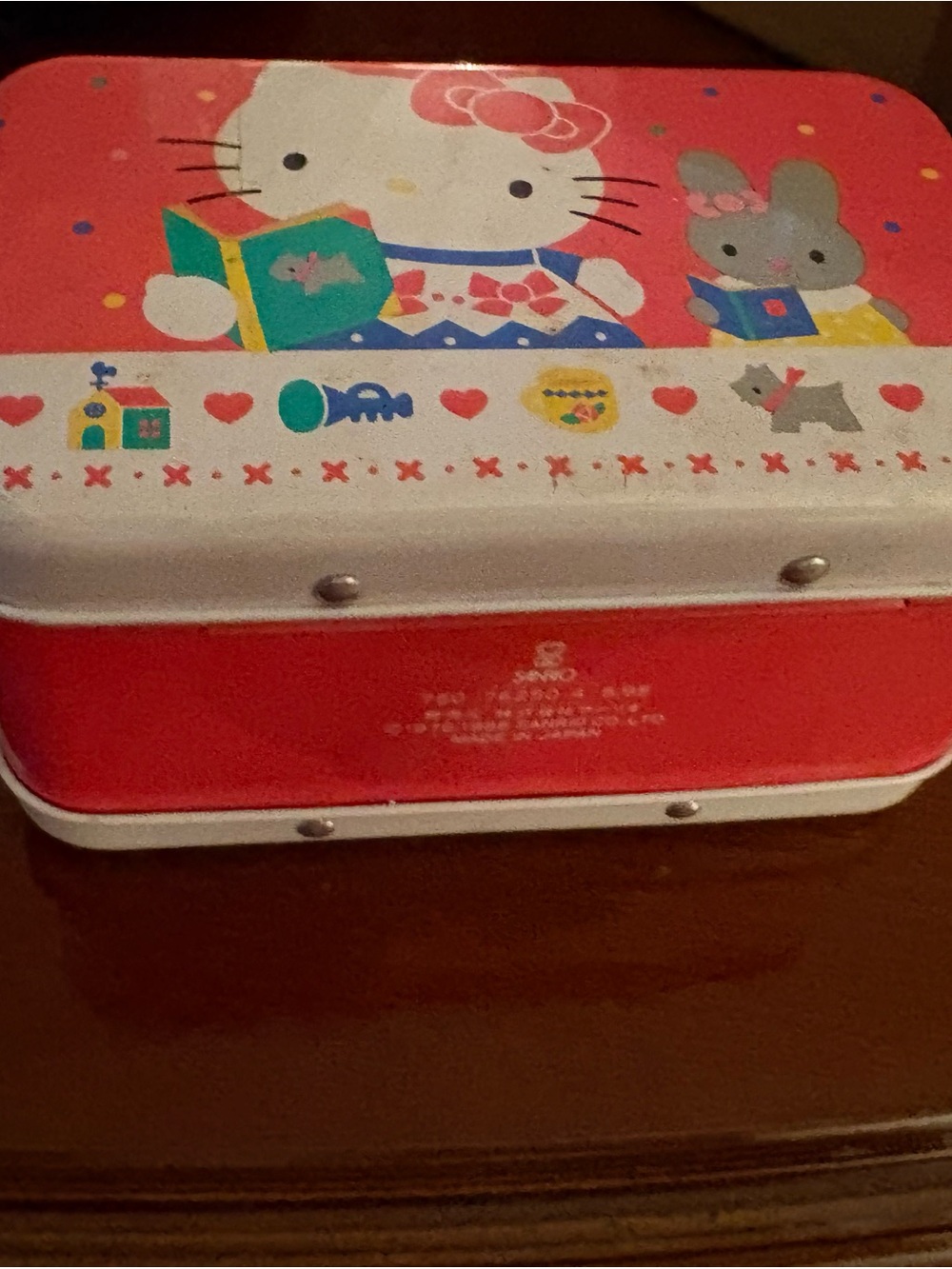 Hello Kitty Red Kids Tin purse 👛 Lunch Box by Sanrio